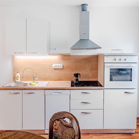 Apartment Pr' Stajercu With Free Onsite Parking Бовец Экстерьер фото