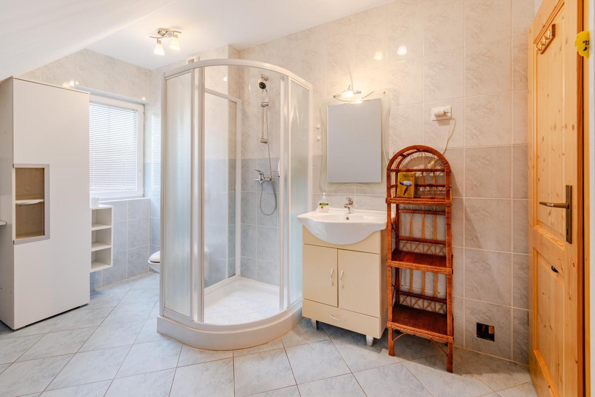 Apartment Pr' Stajercu With Free Onsite Parking Бовец Экстерьер фото