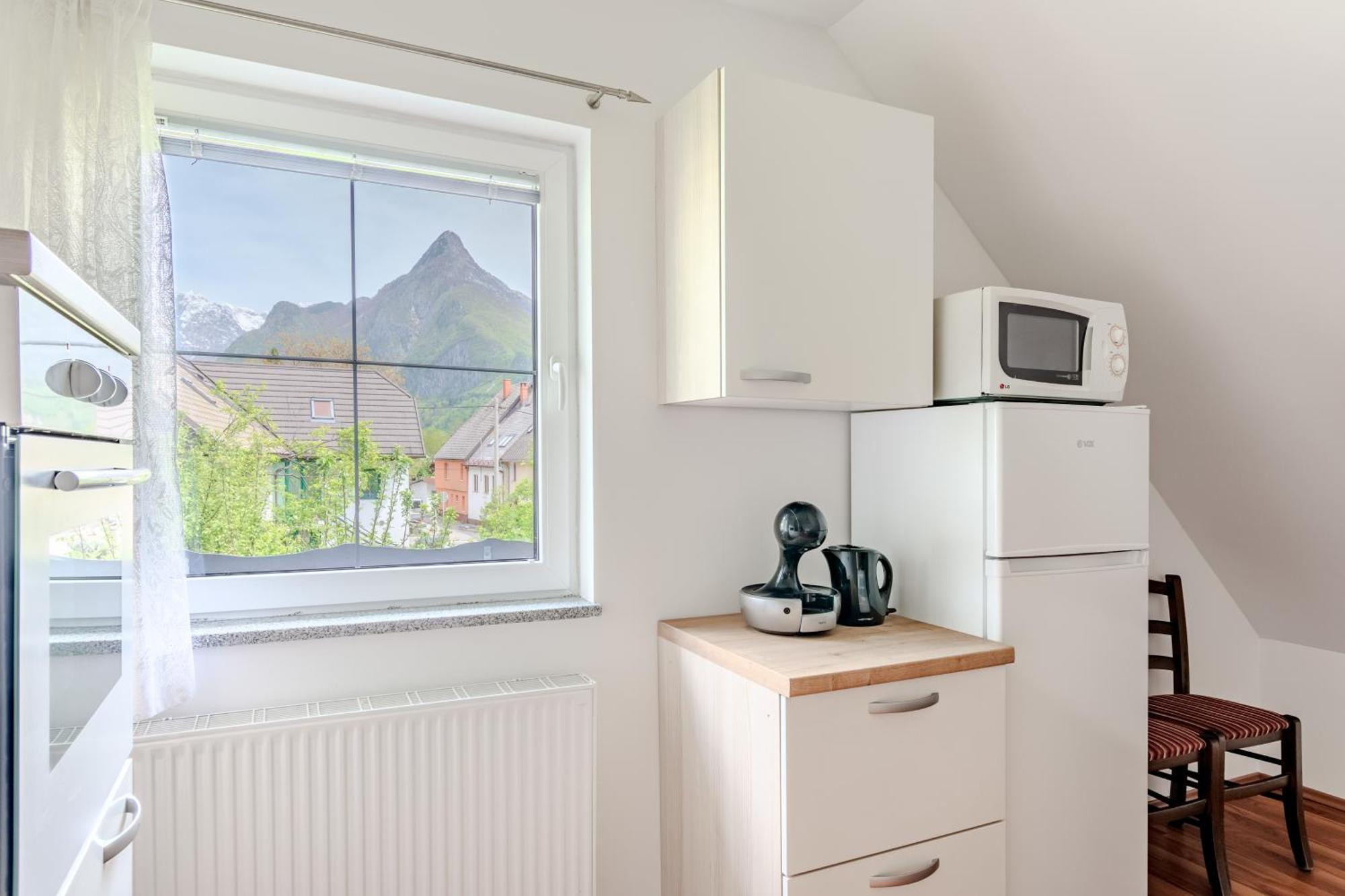 Apartment Pr' Stajercu With Free Onsite Parking Бовец Экстерьер фото